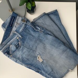 Rock & Republic Medium Blue Boyfriend Jeans